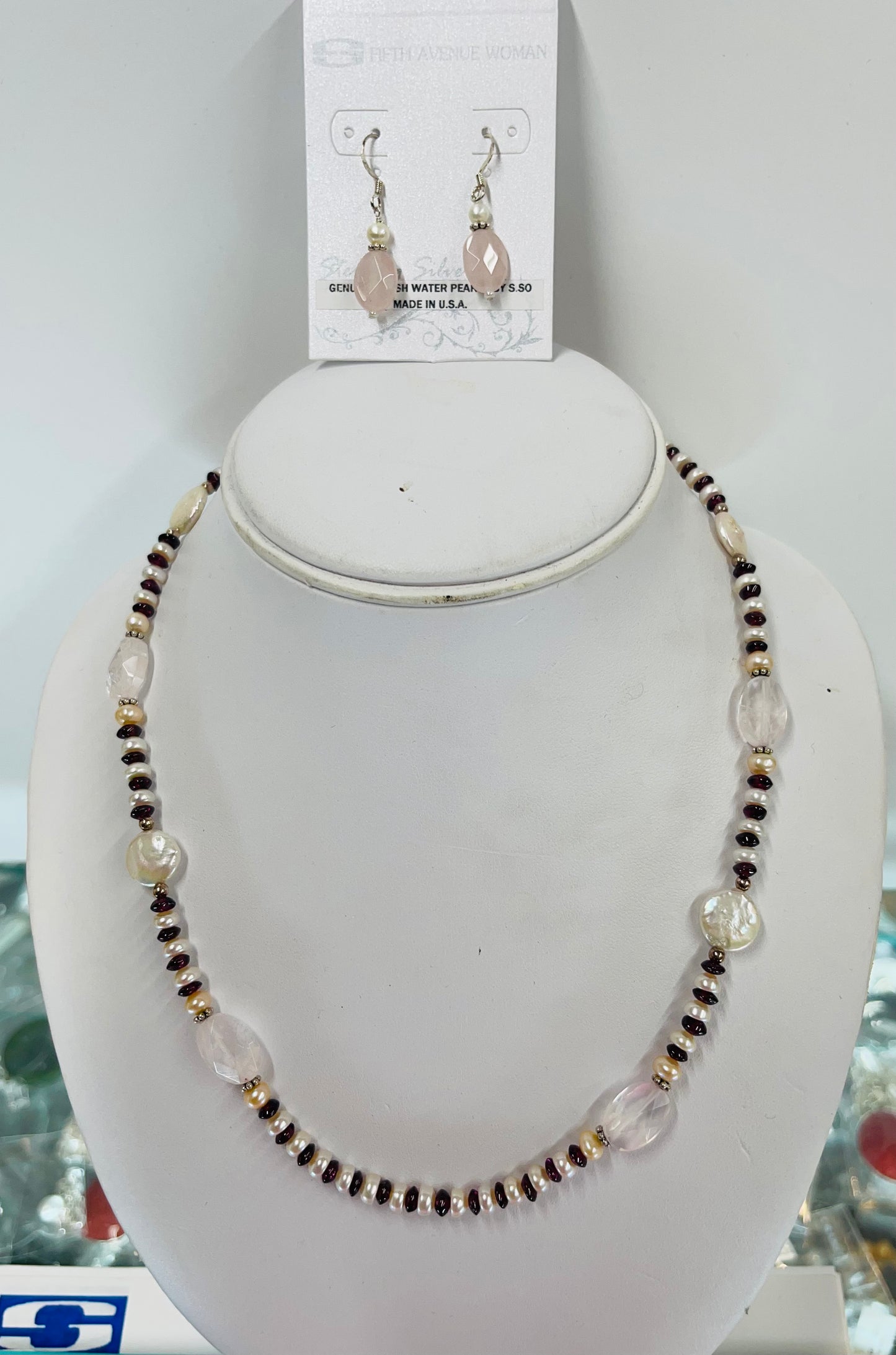 18” Natural Pearls with Rose Quartz faceted stones necklace