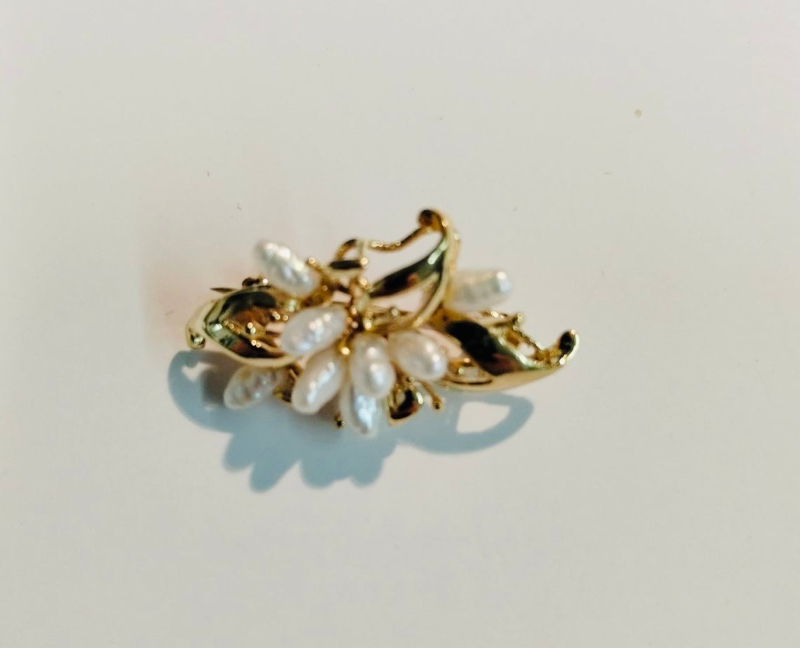 Natural Fresh Water Pearl gold plated Pins