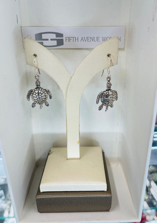 .925 Sterling  silver movable Turtle earring for teens/women/boys